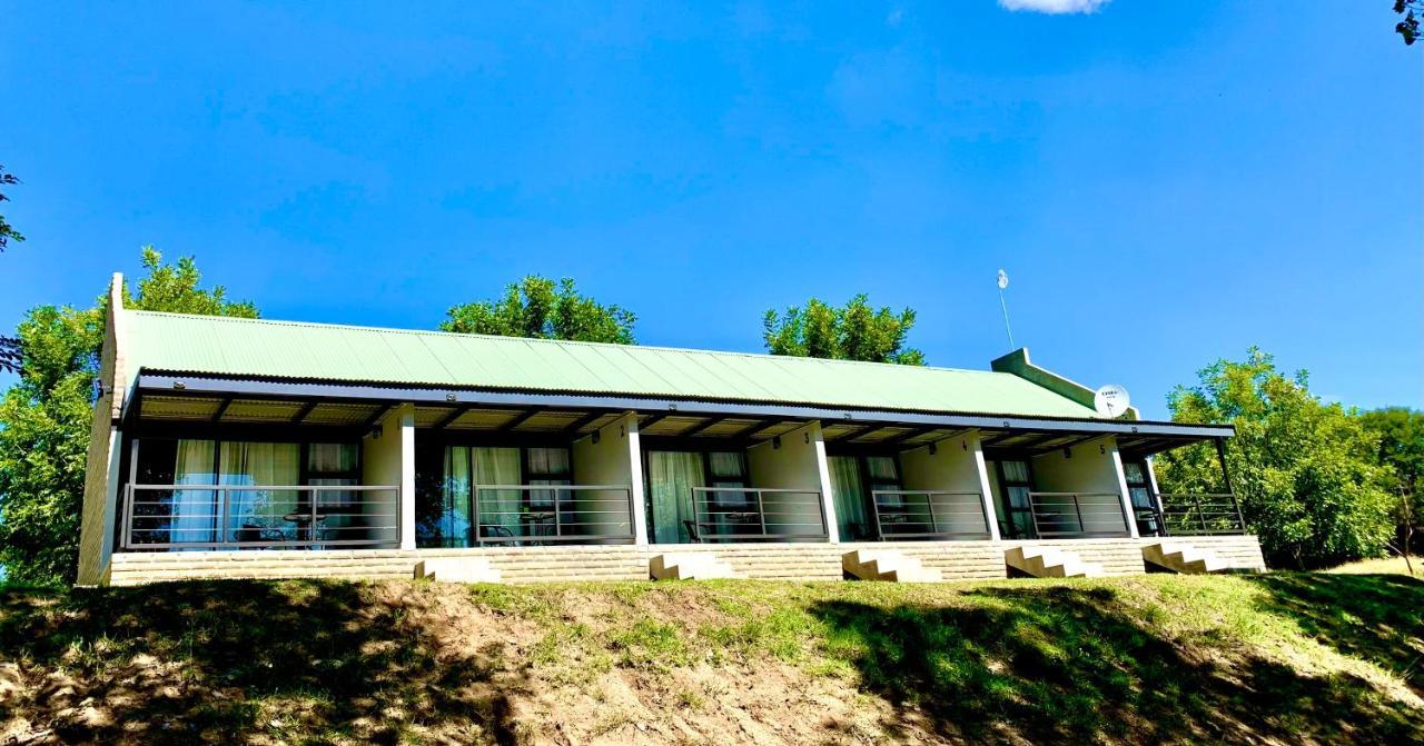 At The River Guest House Kroonstad Eksteriør billede