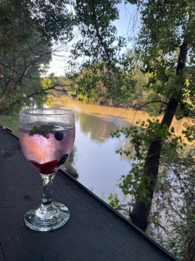 At The River Guest House Kroonstad Eksteriør billede